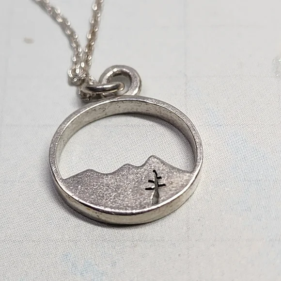 Vintage Sterling Mountain Pendant Necklace - Picture 4 of 6